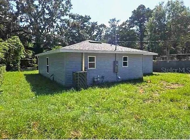 Building Photo - 3 bedroom 2 Bathroom Home for rent in Hist...