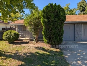 Building Photo - 1335 Topaz Way