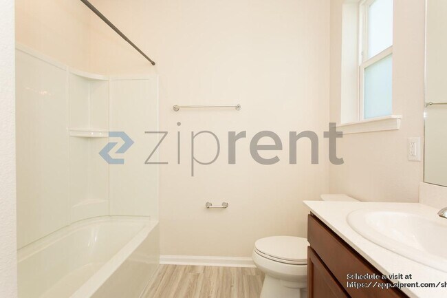 Building Photo - 152 Cedar Elm Wy