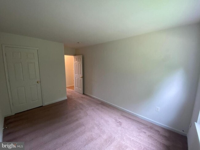 Building Photo - 10910 Coreys Way