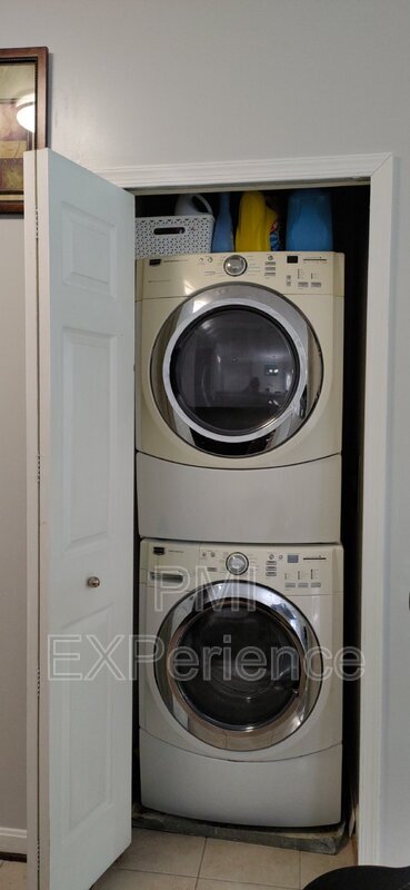 Building Photo - 15612 Everglade Ln