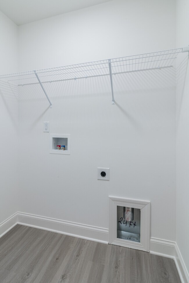 Building Photo - 3646 Trull St