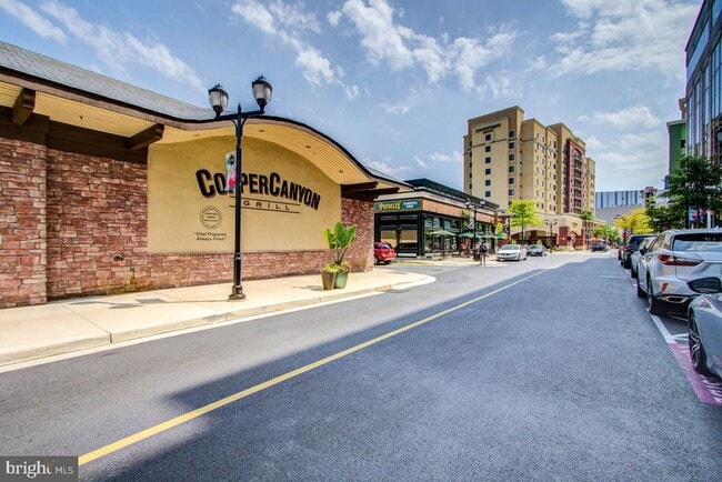 Building Photo - 529 Coral Reef Dr