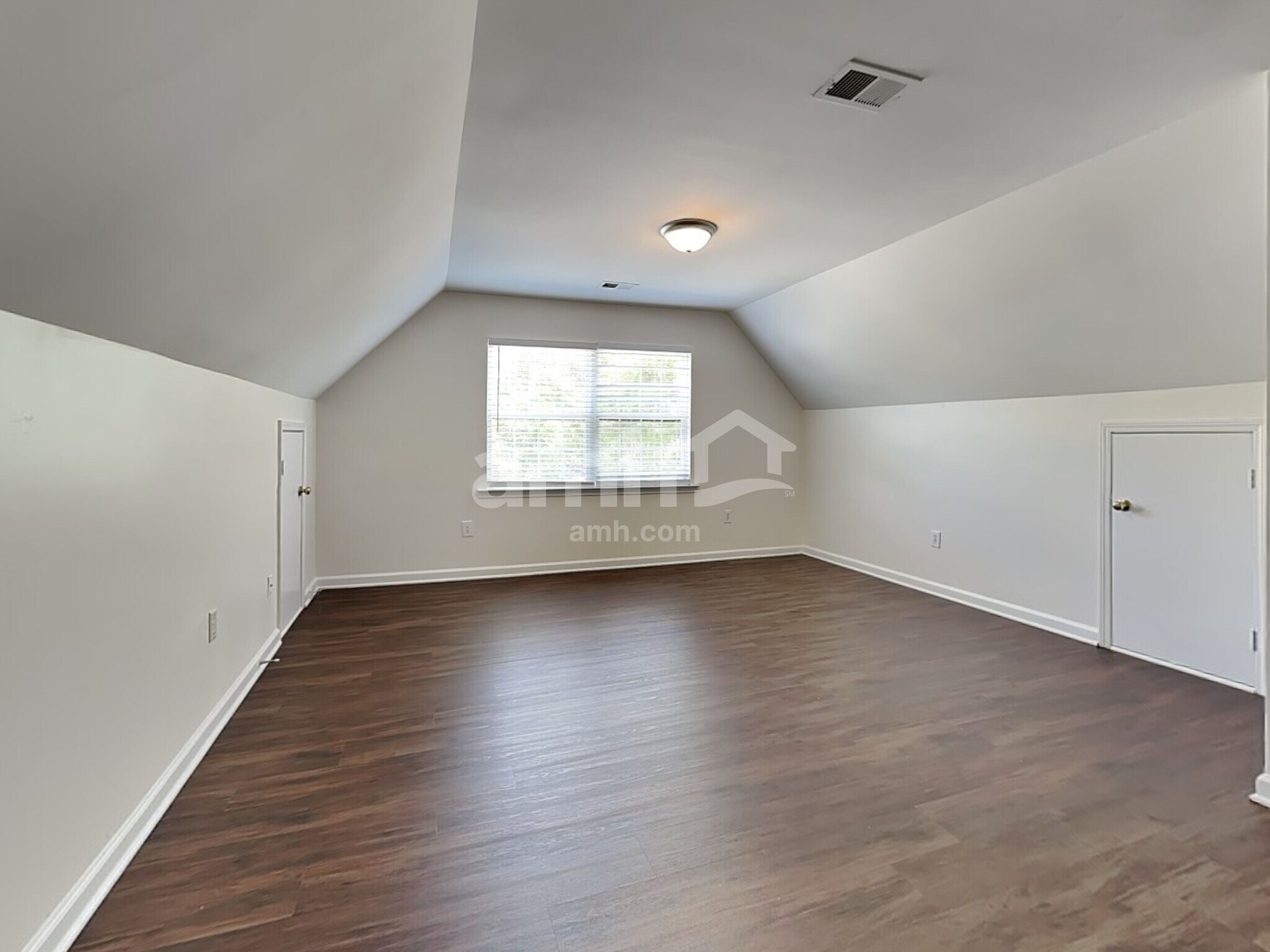 Building Photo - 3813 Windstream Way