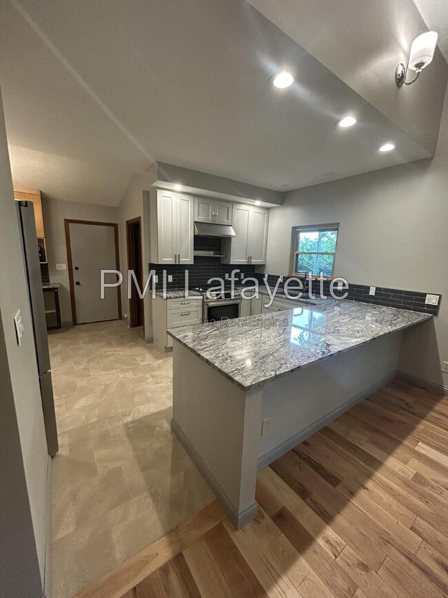 Building Photo - 3581 Creek Ridge