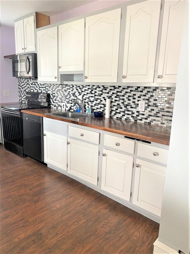 Building Photo - House for Rent in Glen Mills