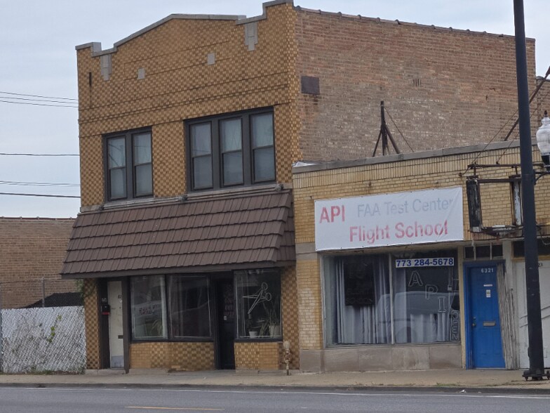 Building Photo - 6319 S Central Ave