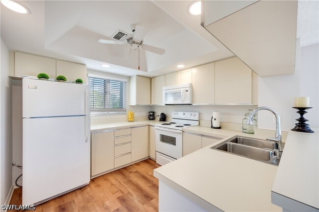 Building Photo - 1645 Spoonbill Ln