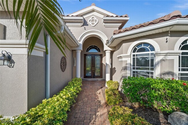 Building Photo - 8792 Largo Mar Dr