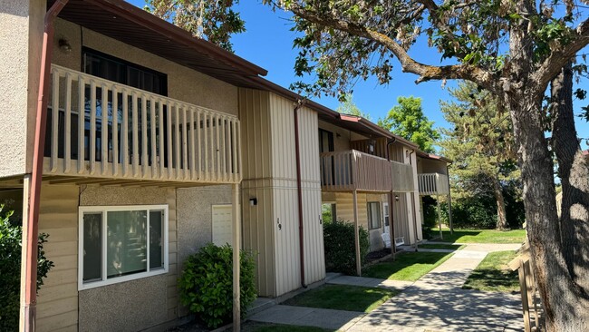 Primary Photo - Beautiful 2 bedroom on the east side!
