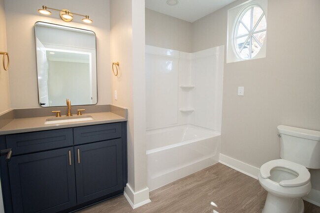 Building Photo - Historic Elegance Meets Modern Luxury – 2 ...