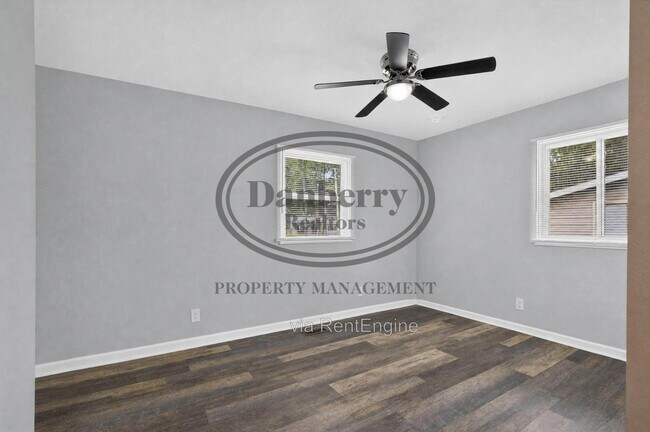 Building Photo - 6051 Graystone Dr