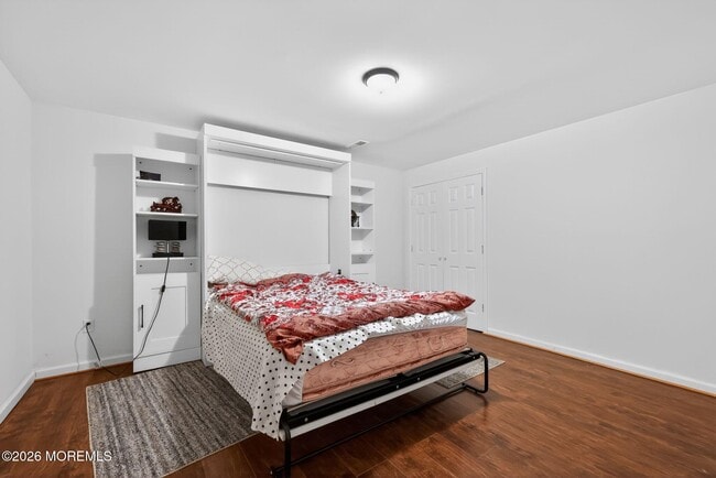 Building Photo - 153 Sandra Way