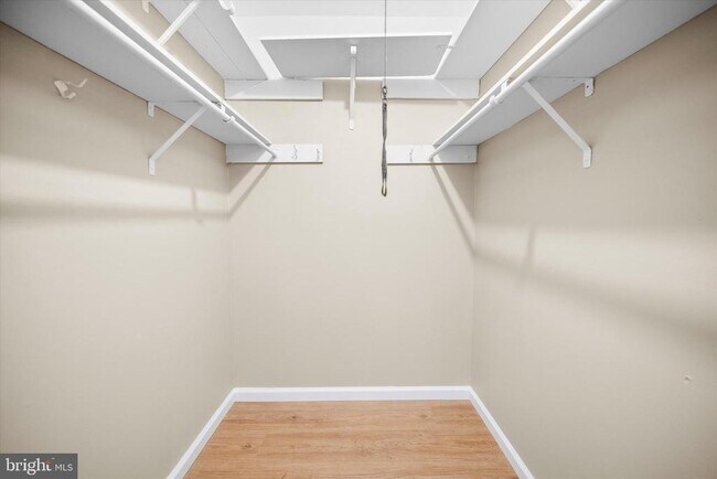 Building Photo - 14797 Tamarack Pl