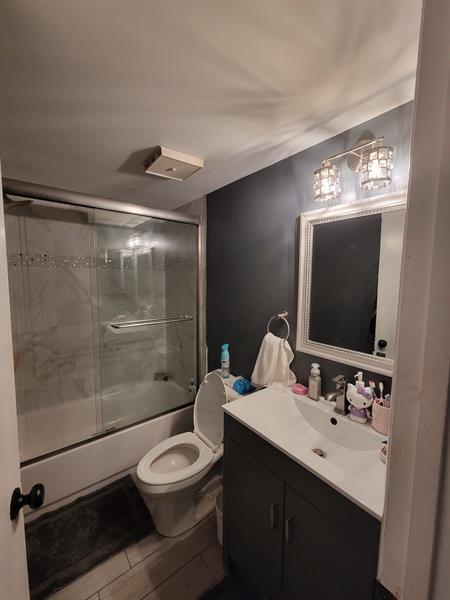 Building Photo - 22100 Palms Way