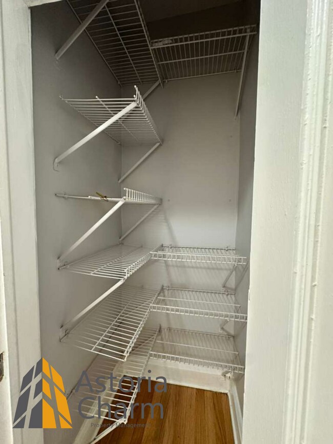 Building Photo - 3519 Rosekemp Ave