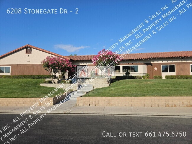 Building Photo - 6208 Stonegate Dr