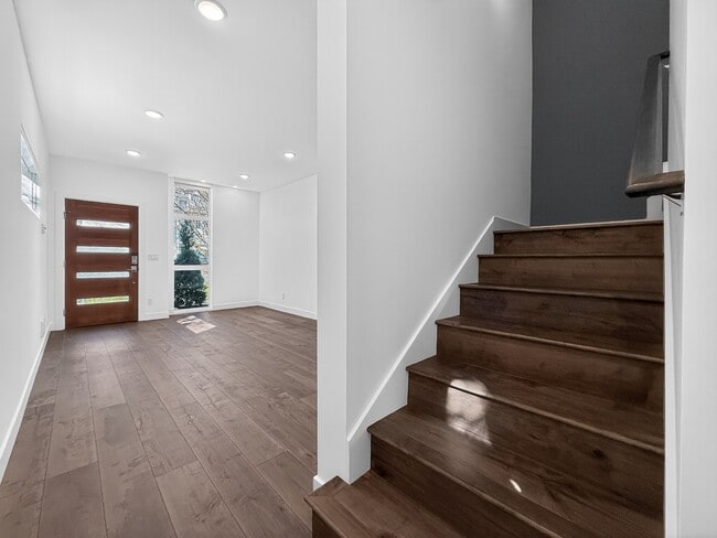 Building Photo - 809 NW 52nd St