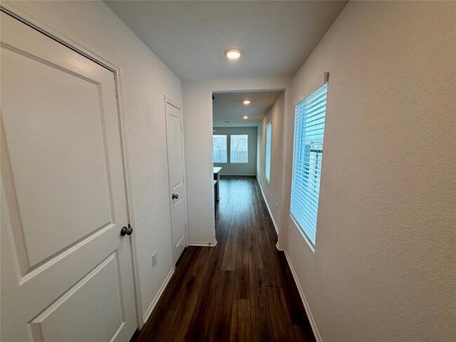 Building Photo - 7316 Sparkling Light Dr