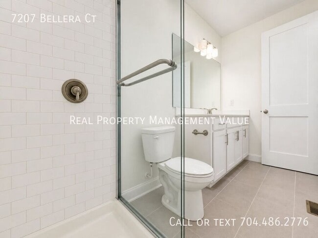 Building Photo - 7207 Bellera Ct