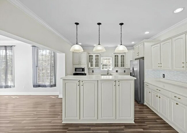 Building Photo - 117 Santa Barbara Ave