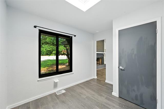 Building Photo - 507 Longo Ct