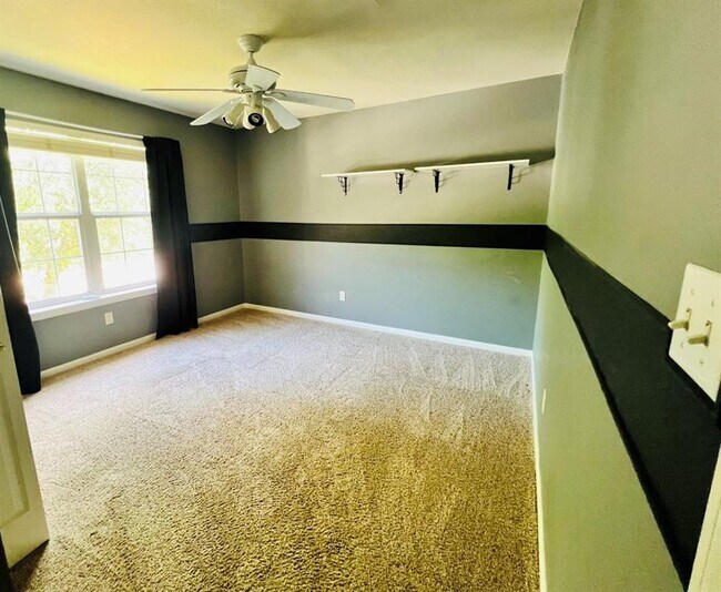 Building Photo - 3112 Burks Ln