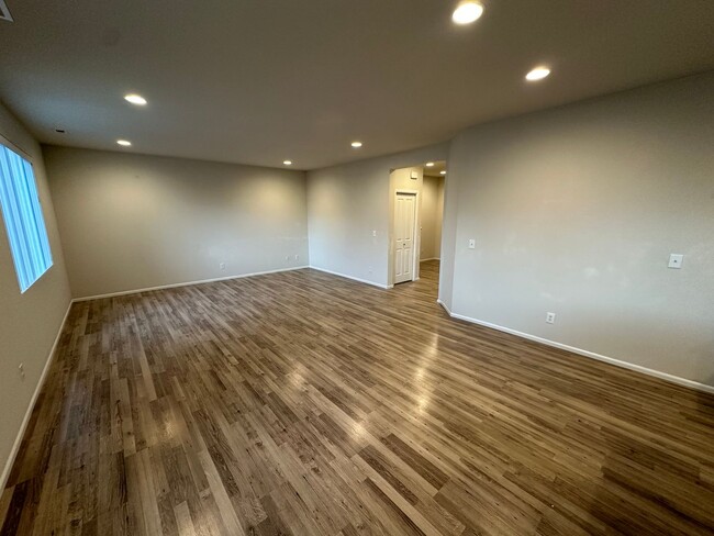 Building Photo - $250.00 off your Move in!!  Pet friendly S...