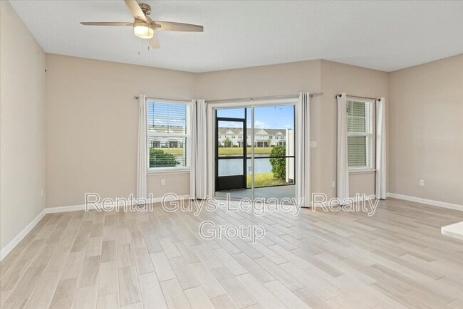 Building Photo - 12667 Josslyn Ln