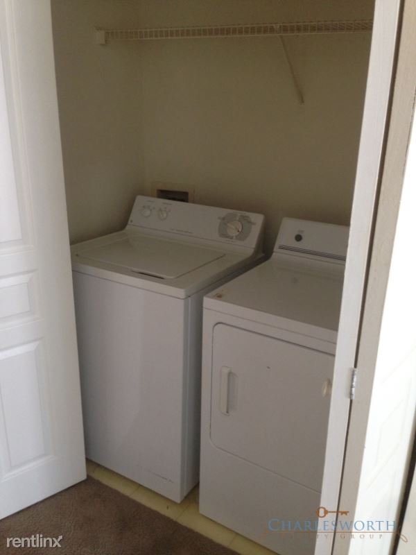 Building Photo - 2 br, 2 bath Townhome - Piedmont
