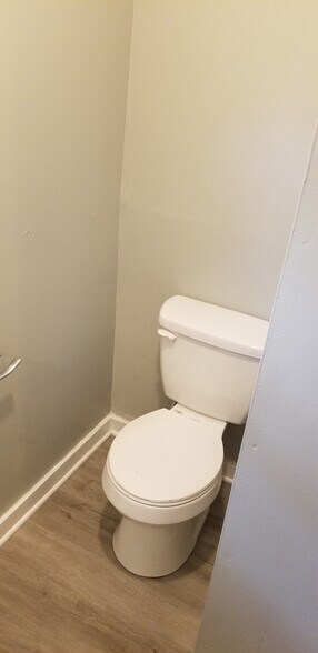 Building Photo - 261 N PERSHING AVE