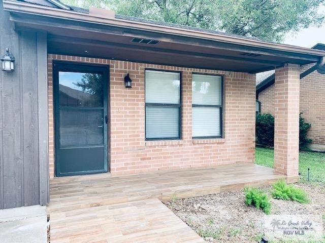 Building Photo - 6206 NW King Arthur Ct