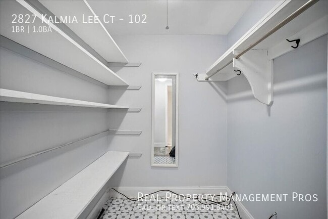 Building Photo - 2827 Kalmia Lee Ct