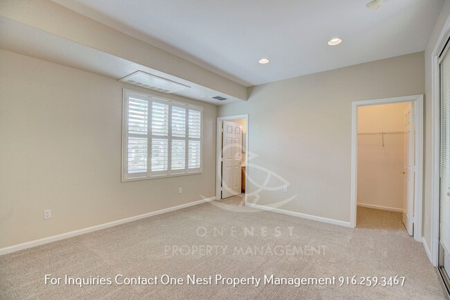 Building Photo - 2 bedroom, 2 bathroom + Casita in Sun City Lincoln Hills