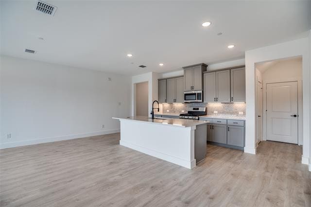 Building Photo - 8925 Enclave Wy