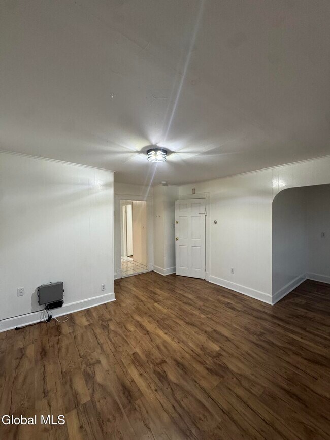 Building Photo - 1701 Carrie St