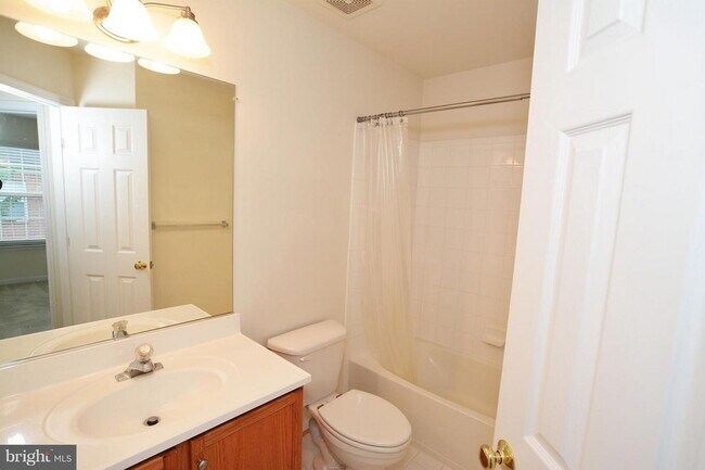 Building Photo - 2303 Huntington Station Ct