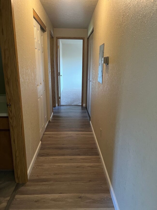 Building Photo - Great Jacksonville Location