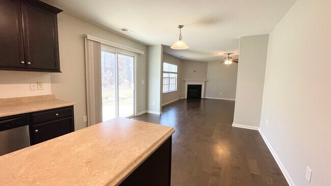 Building Photo - 263 Solstice Dr