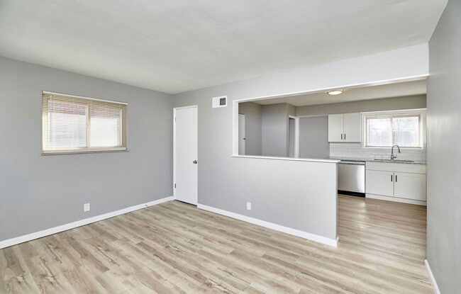 Building Photo - 9530 Cote Brilliante Ave