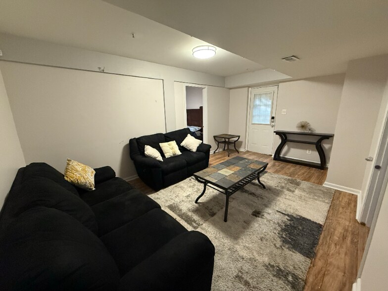 Building Photo - 3108 Appian Way