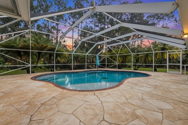 Building Photo - 14693 62nd Ct N