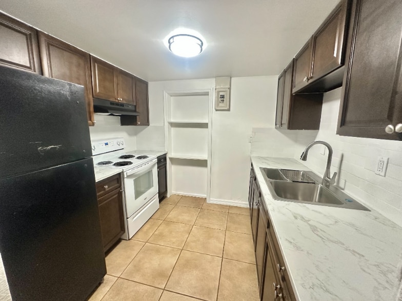 Building Photo - 236 E Lafayette St