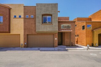 Building Photo - Spacious 3-Bed, 2.5-Bath Tucson Condo w/ G...