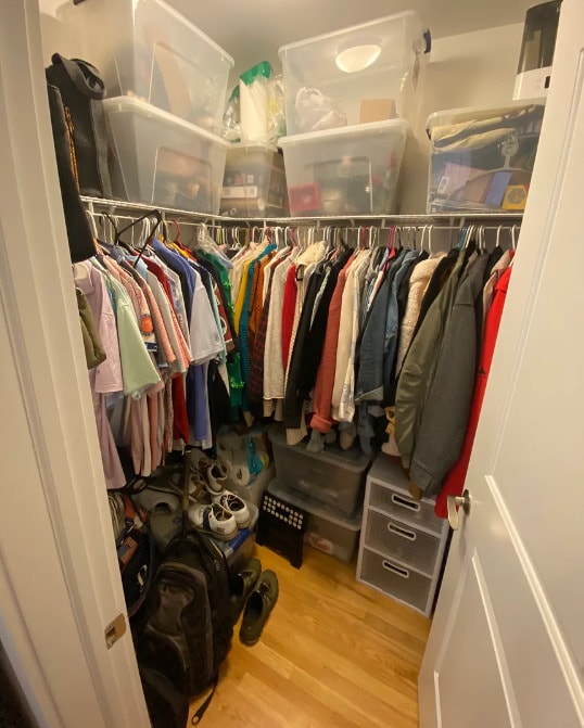 Building Photo - 2151 W Evergreen Ave