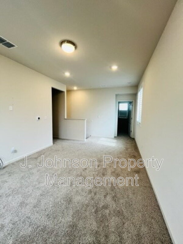 Building Photo - 3115 Tinsley St