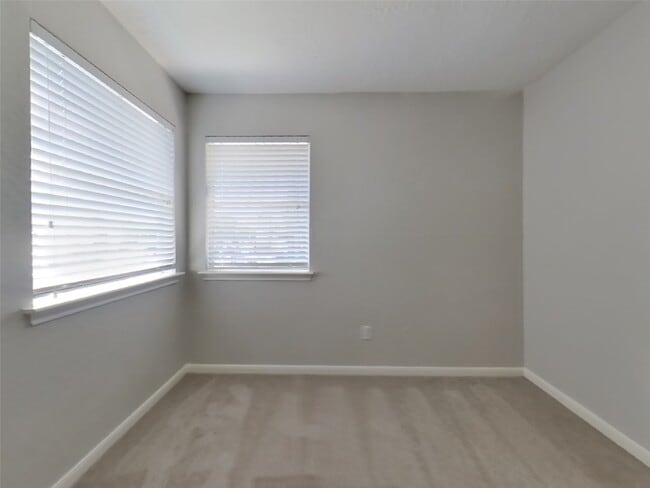 Building Photo - 19631 Coppervine Ln