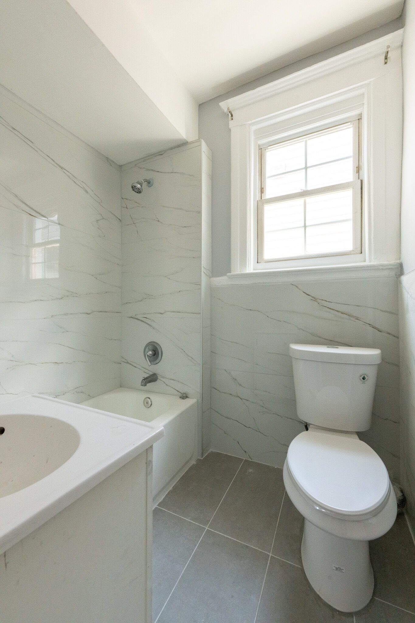 Building Photo - 229 Bidwell Ave