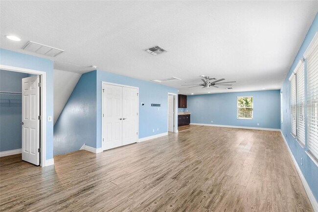 Building Photo - HOME FOR RENT WITH GREAT SCHOOLS