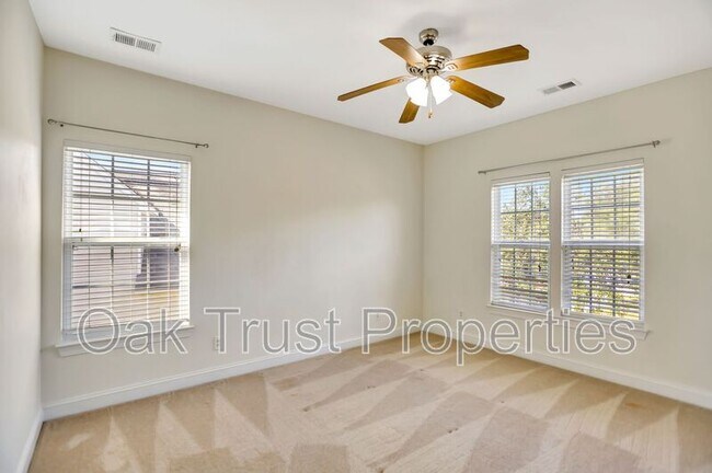 Building Photo - 5232 Mulholland Dr